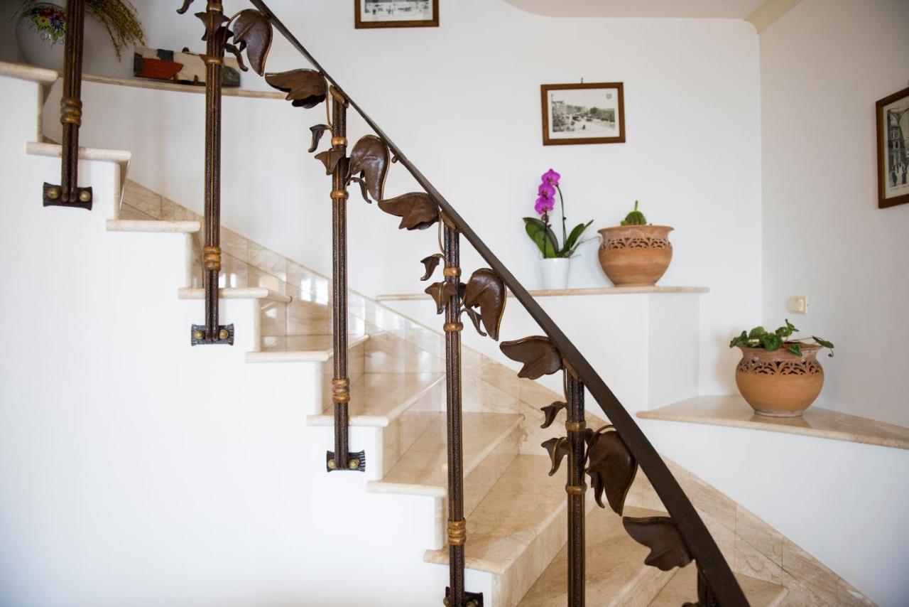 Villa Savina - Elegant Family Villa Overlooks Amalfi Coast - Positano Exteriér fotografie